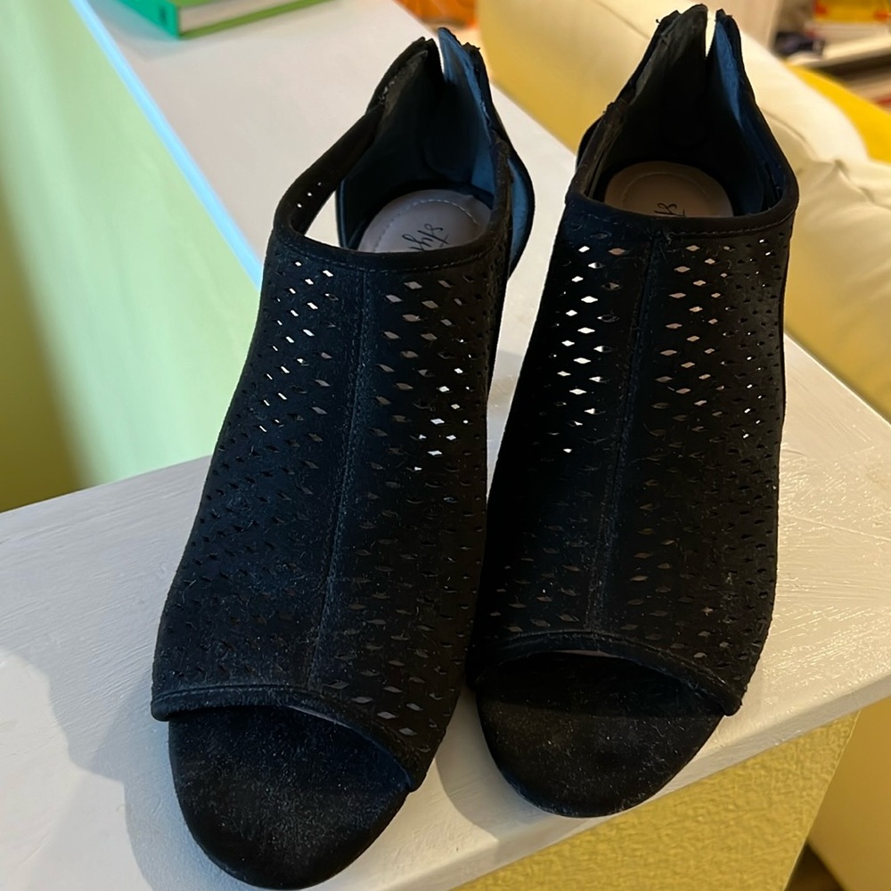 Women’s size 8.5, suede heel. Worn twice.